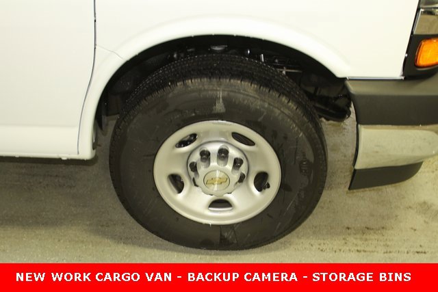 New 2025 Chevrolet Express 2500 w/ Driver Convenience Package image 6