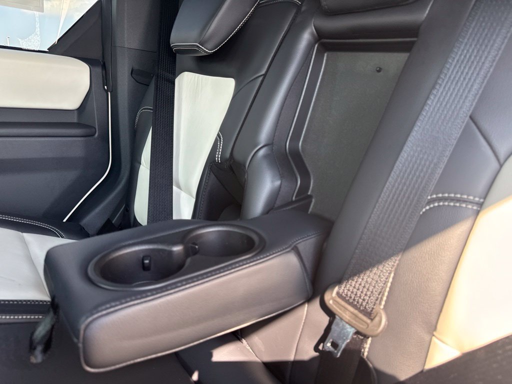 New 2026 Ford Bronco Outer Banks w/ Sasquatch Package AWD/4WD image 32