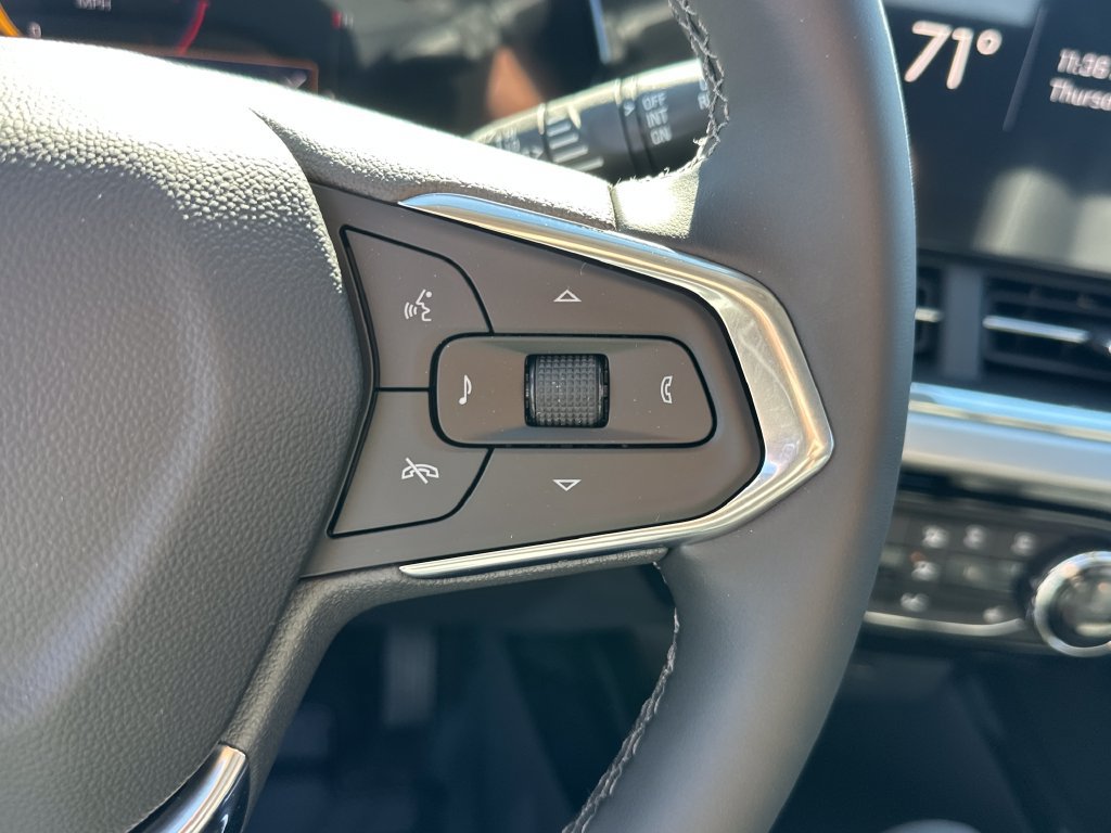 New 2026 Chevrolet Trax LT w/ Driver Confidence Package FWD image 21