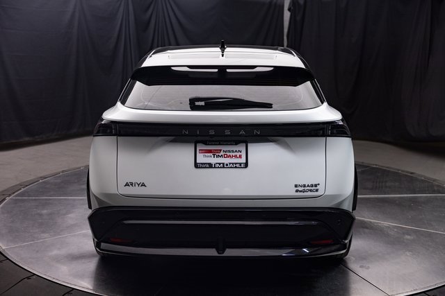 Used 2023 Nissan Ariya AWD image 7