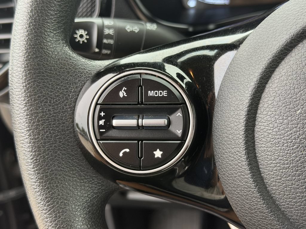 Certified 2024 Kia Soul S FWD image 31