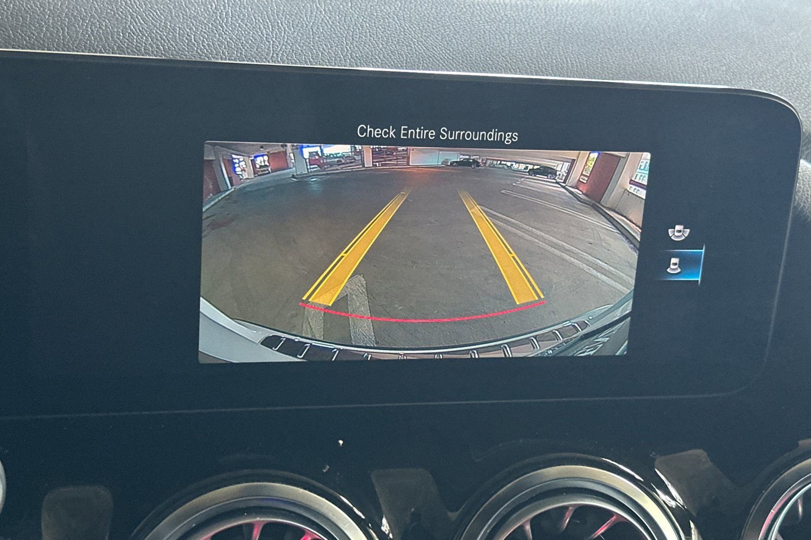 Certified 2023 Mercedes-Benz GLA 250 w/ Premium Package image 28