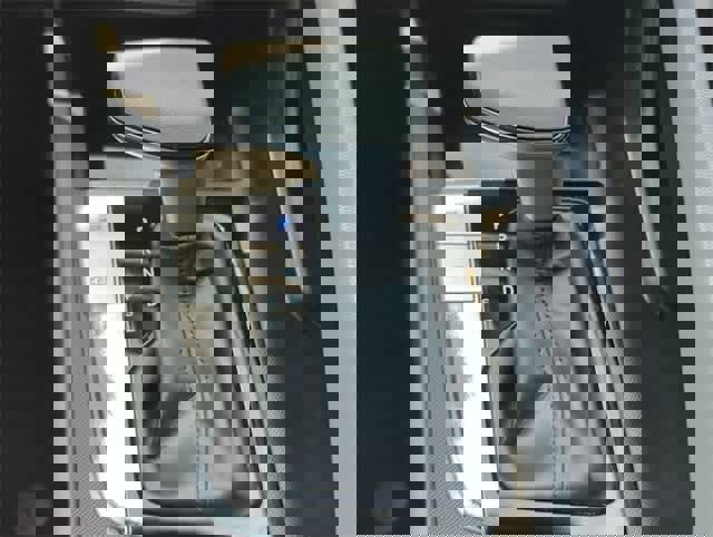 Used 2022 Hyundai Elantra SEL w/ Cargo Package image 31