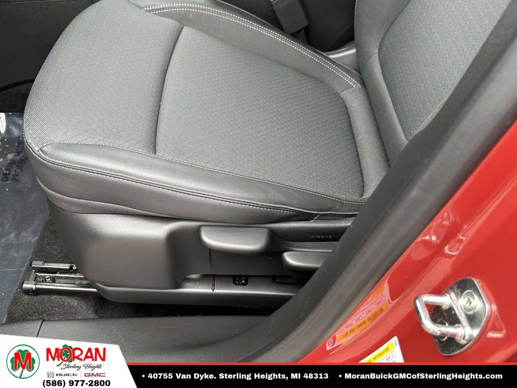 Certified 2024 Buick Encore GX Preferred FWD image 17
