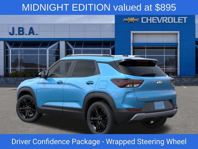 New 2026 Chevrolet TrailBlazer LT w/ Midnight Edition FWD image 3