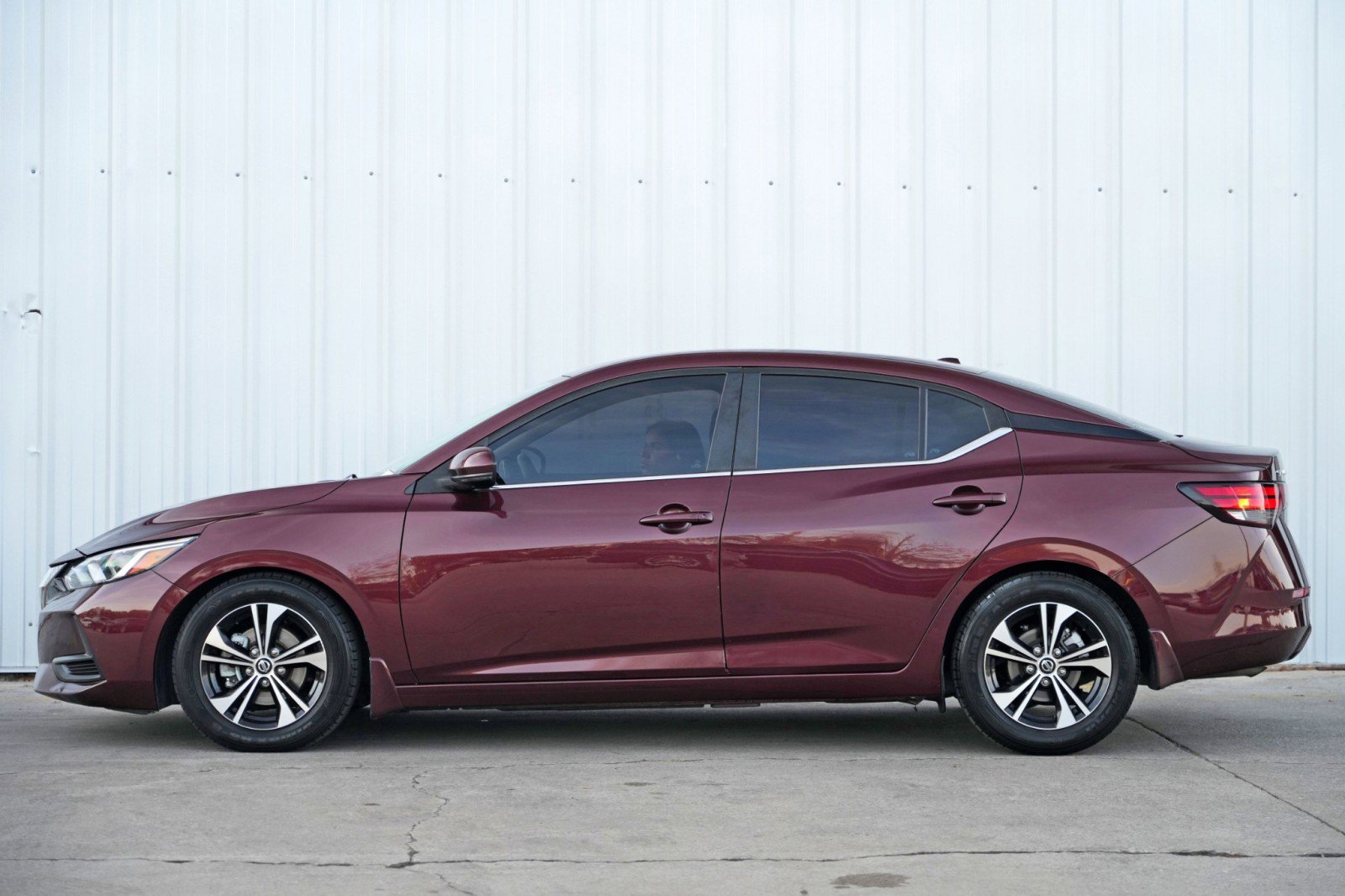 Used 2020 Nissan Sentra SV image 8