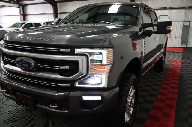 Used 2020 Ford F250 Platinum w/ FX4 Off-Road Package AWD/4WD image 25