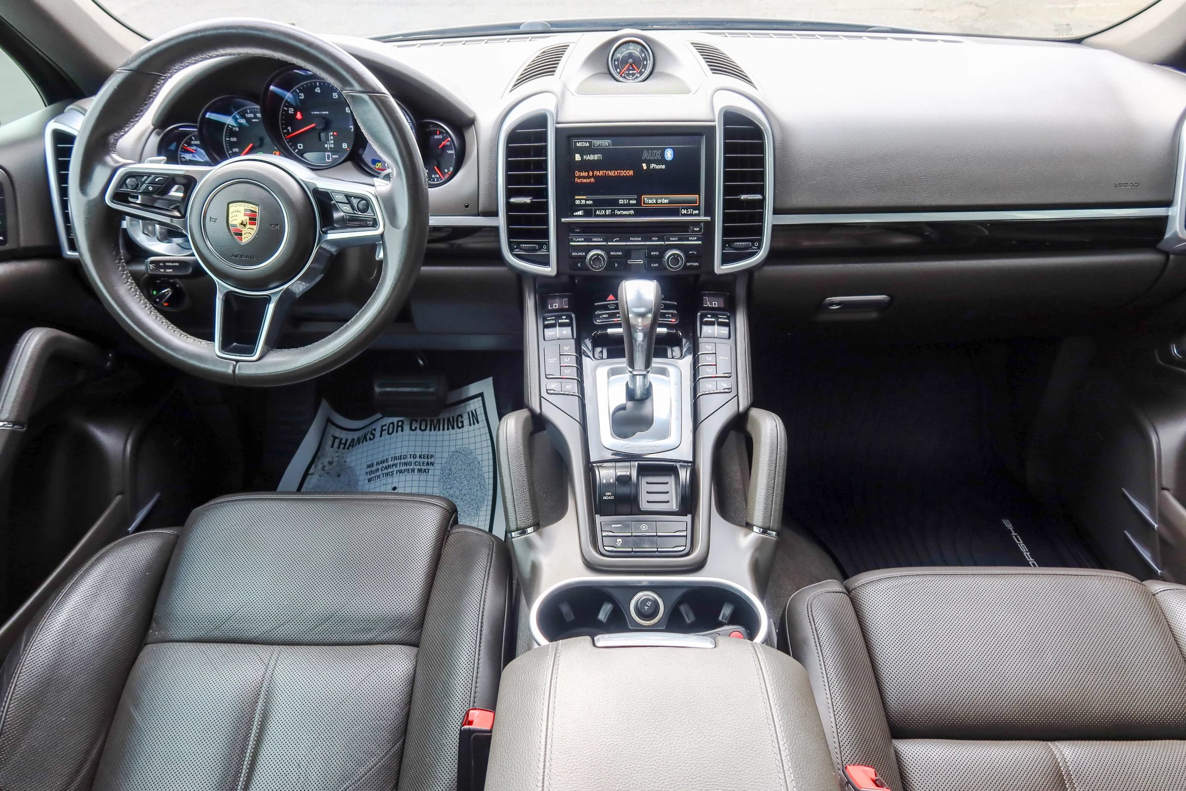 Used 2016 Porsche Cayenne w/ Premium Package AWD/4WD image 15