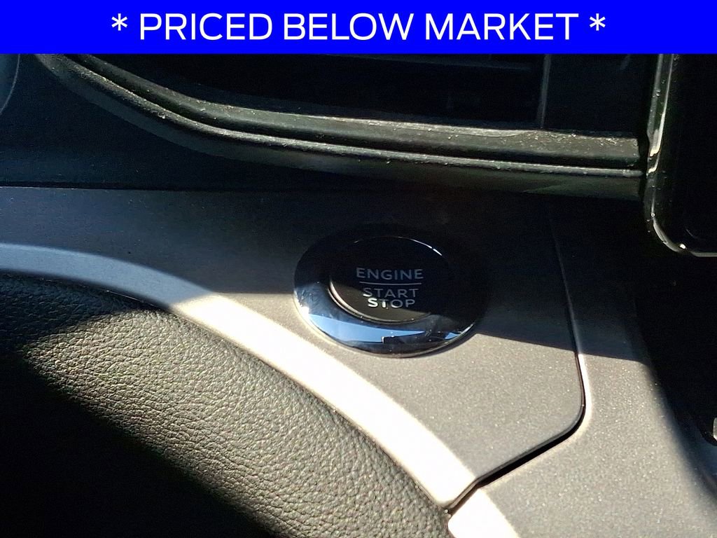 Used 2022 Ford Explorer XLT image 24