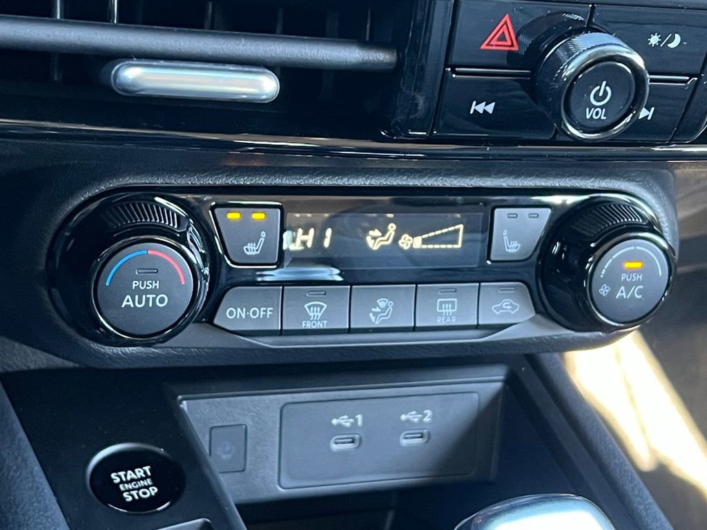 Used 2026 Nissan Kicks SV w/ SV Premium Package image 21