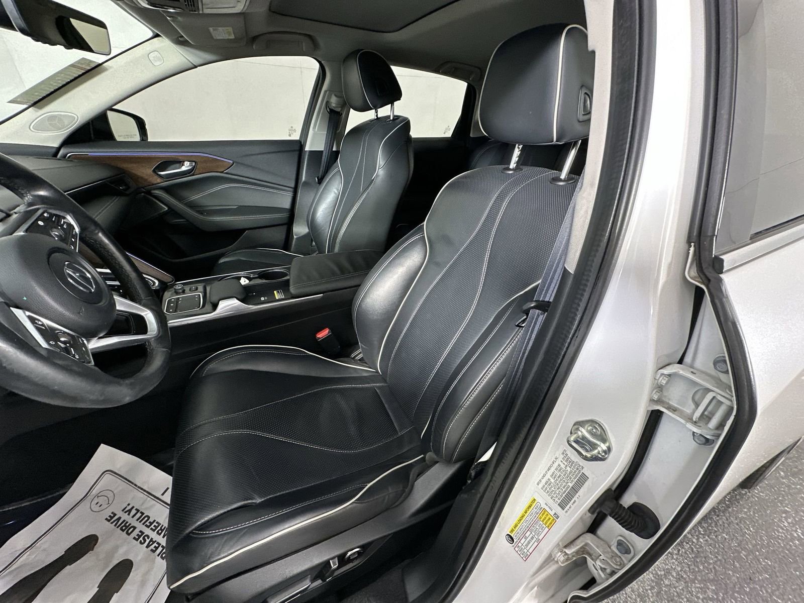 Used 2021 Acura TLX w/ Advance Package image 11