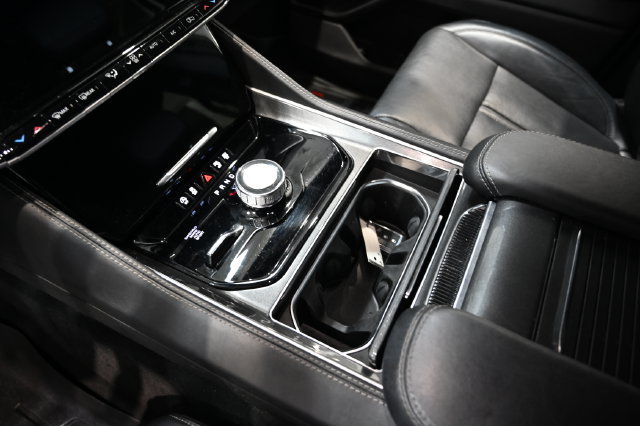 Used 2022 Jeep Wagoneer Series I AWD/4WD image 21