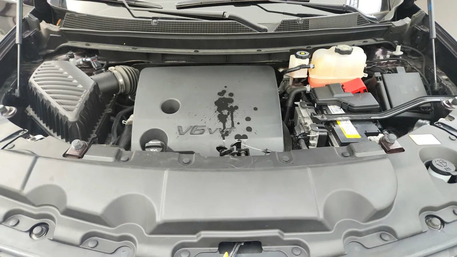 Used 2023 Chevrolet Traverse LT image 20