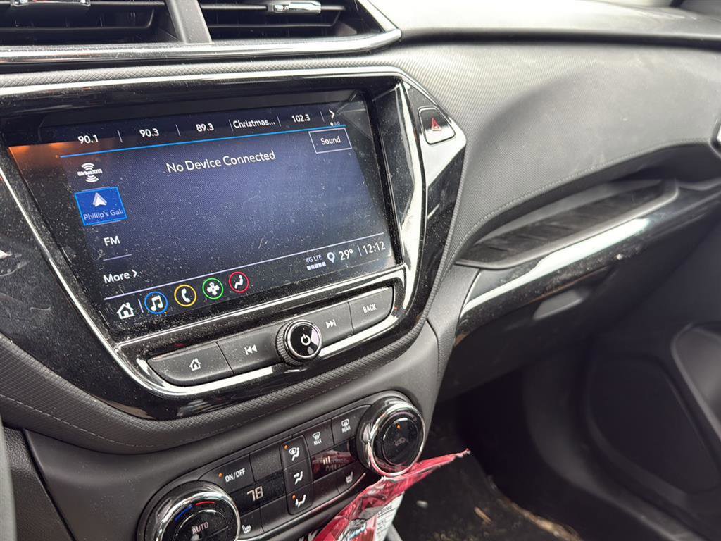 Used 2023 Chevrolet TrailBlazer LT w/ Convenience Package image 11