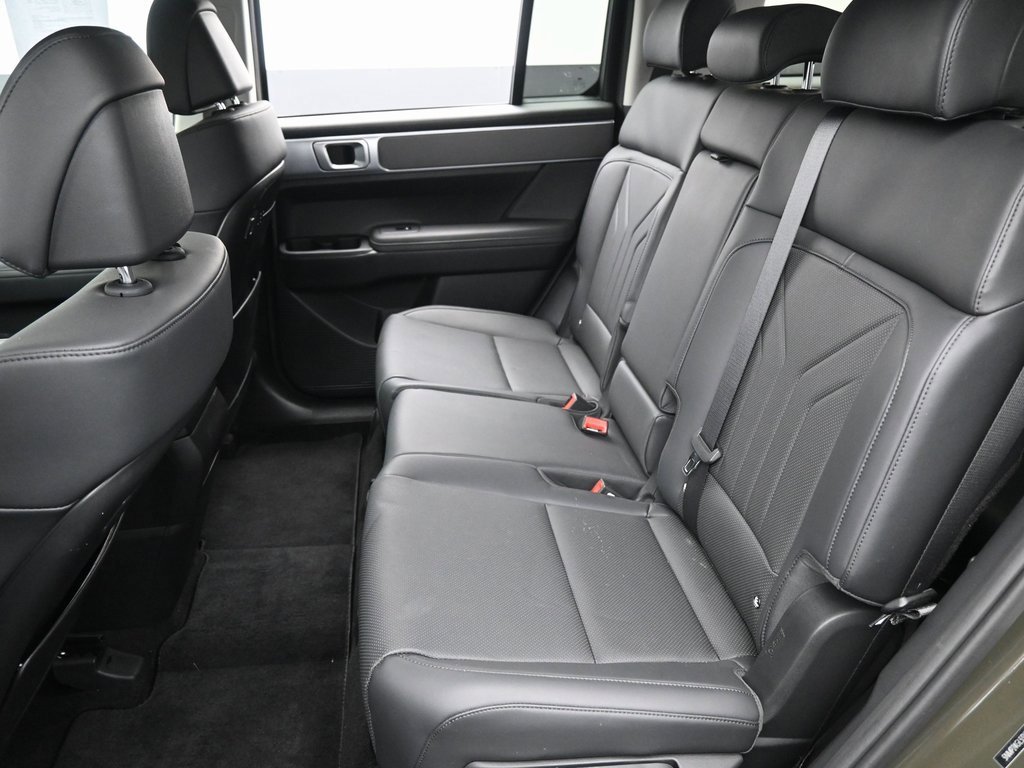 Used 2025 Hyundai Santa Fe SEL w/ Tow & Go Package image 26