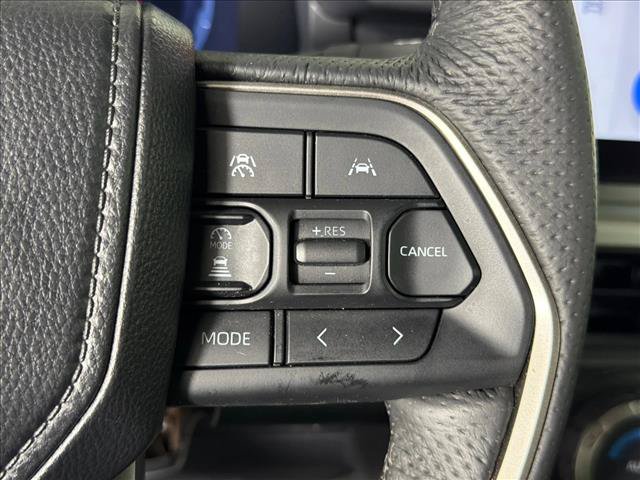 Used 2024 Toyota Tacoma TRD Sport AWD/4WD image 25