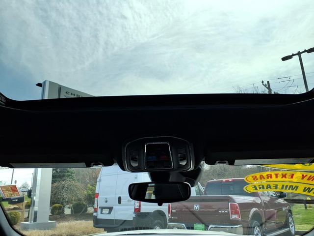 Certified 2023 Jeep Grand Cherokee Altitude image 14