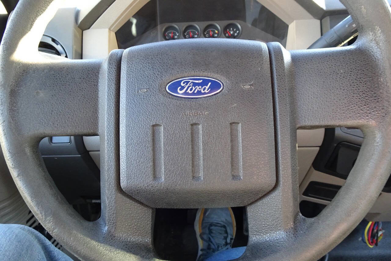 Used 2009 Ford F350 XL image 18