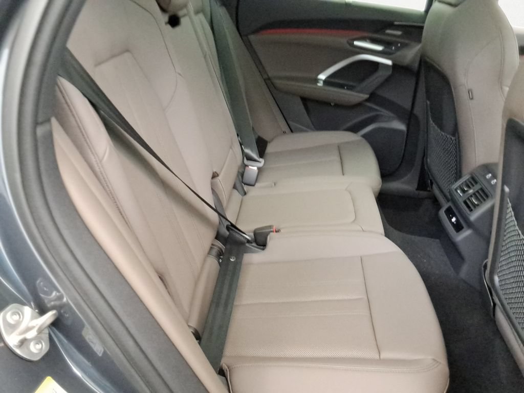 Used 2025 Audi Q5 Premium Plus AWD/4WD image 15