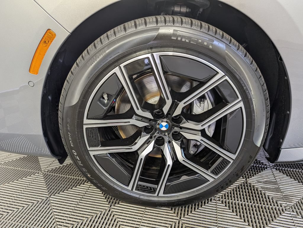New 2026 BMW 740i xDrive AWD/4WD image 10