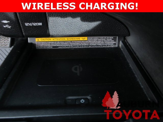 Certified 2019 Toyota Camry SE w/ Sunroof Package image 18