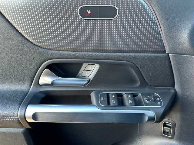 Certified 2022 Mercedes-Benz GLB 250 4MATIC image 15