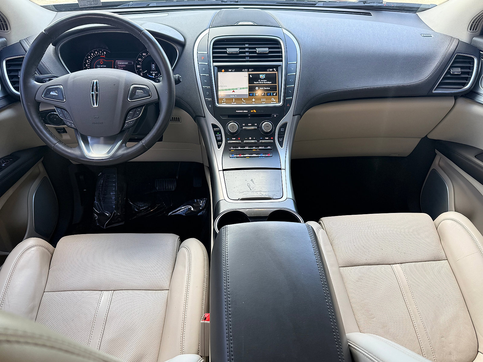 Used 2017 Lincoln MKX Reserve w/ Luxury Package AWD/4WD image 10