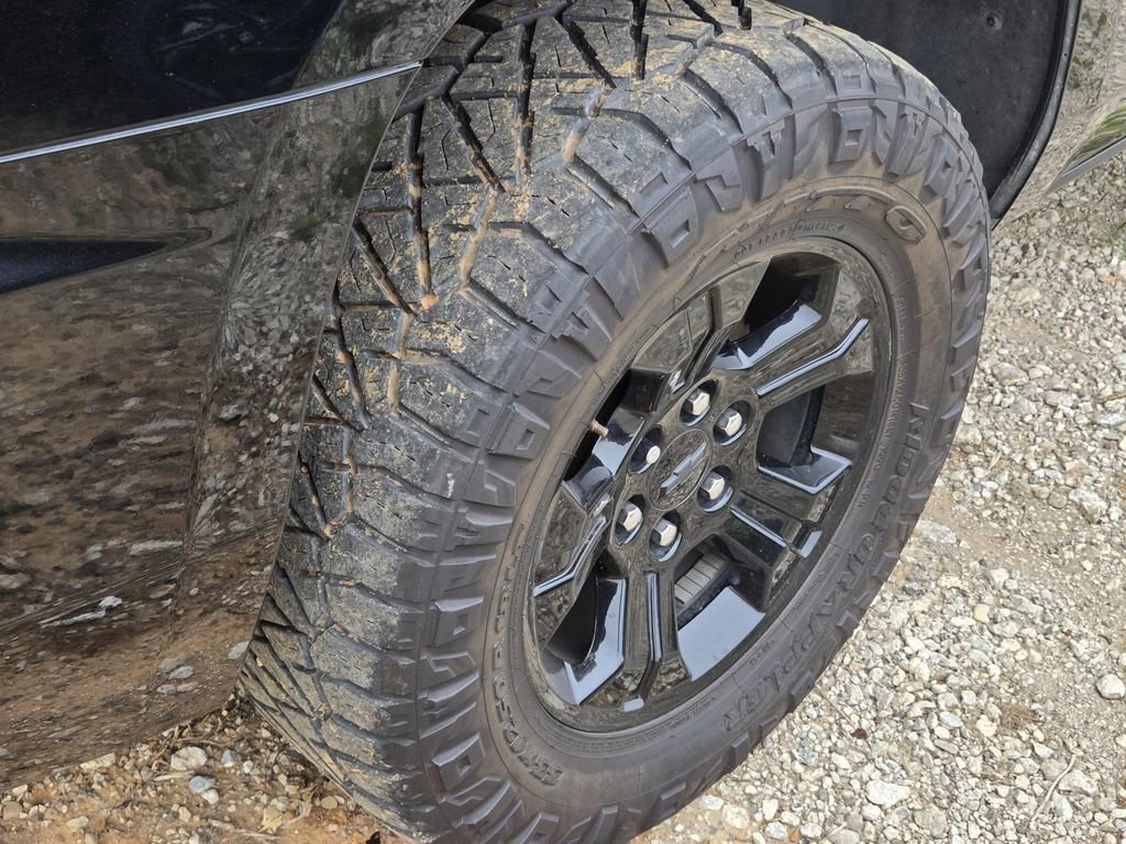 Used 2018 Chevrolet Tahoe LT AWD/4WD image 10