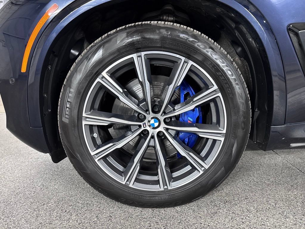 Used 2024 BMW X5 xDrive40i w/ M Sport Package AWD/4WD image 21