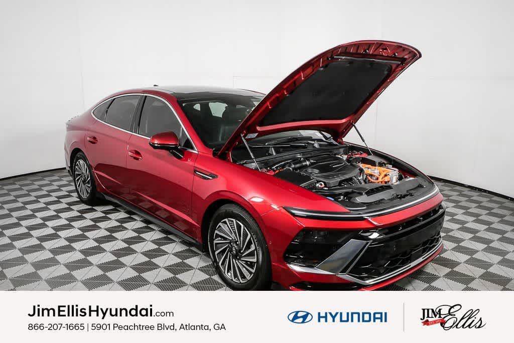 New 2025 Hyundai Sonata Limited FWD image 36