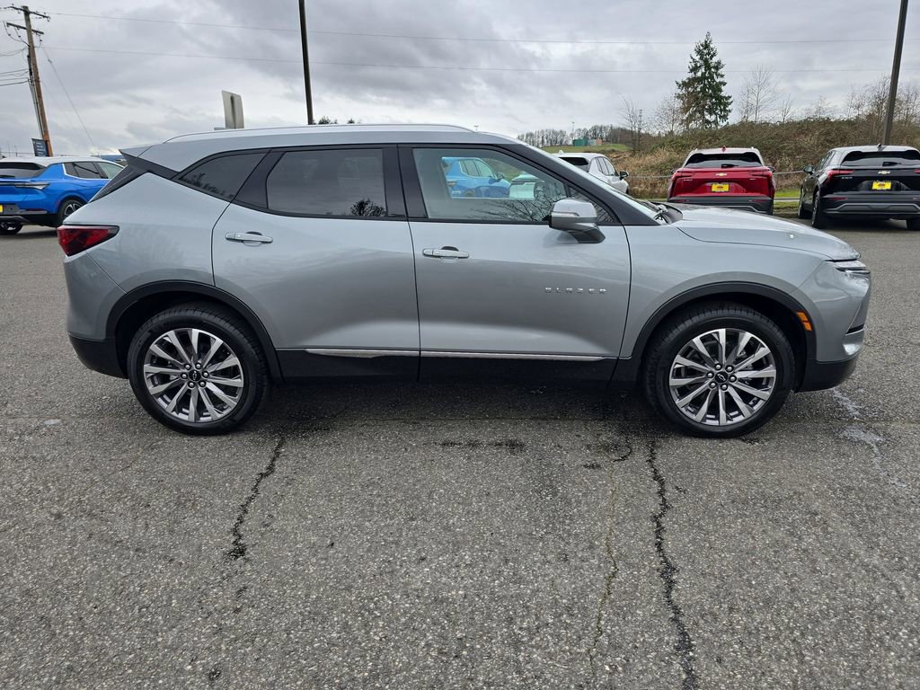 New 2025 Chevrolet Blazer Premier w/ Driver Confidence II Package AWD/4WD image 7