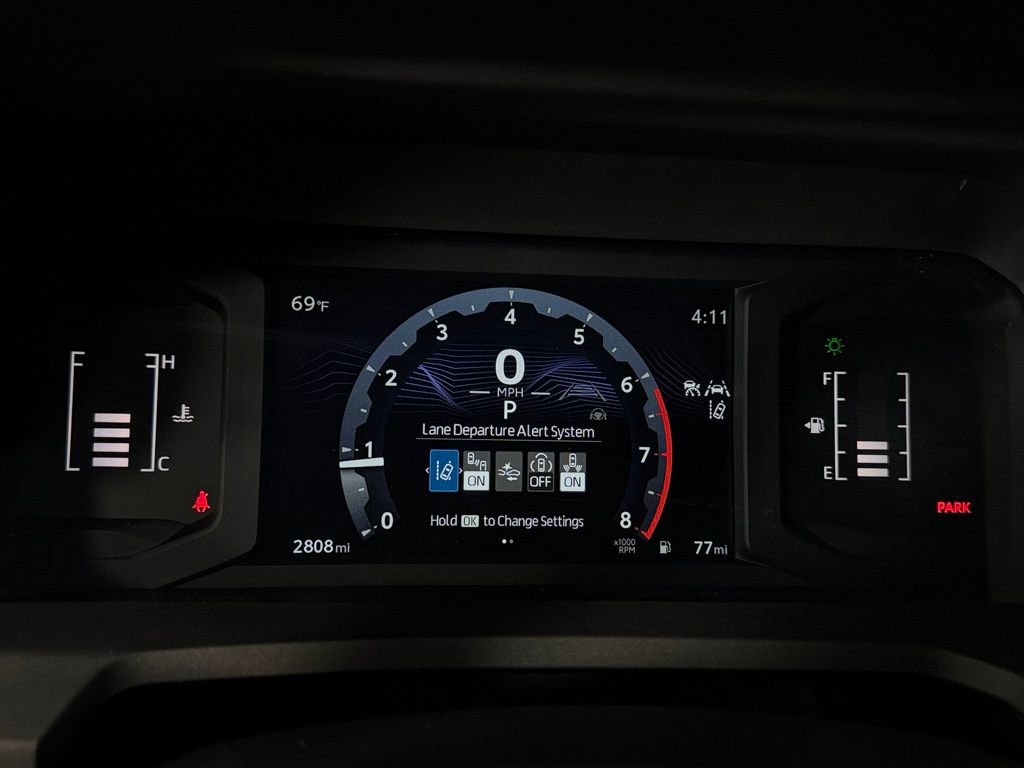 Used 2025 Toyota Tacoma SR5 AWD/4WD image 16