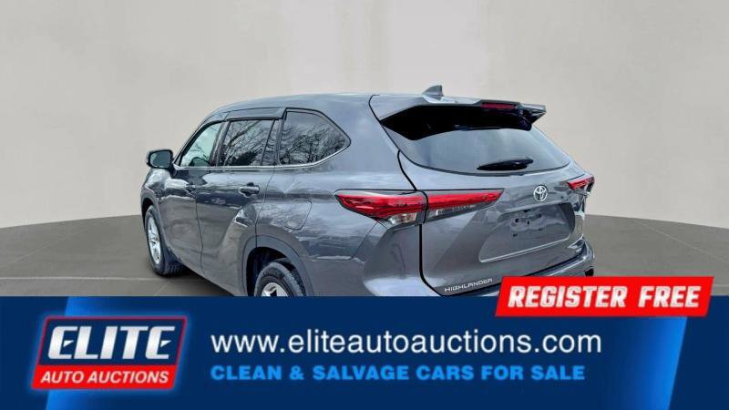 Used 2021 Toyota Highlander L image 5