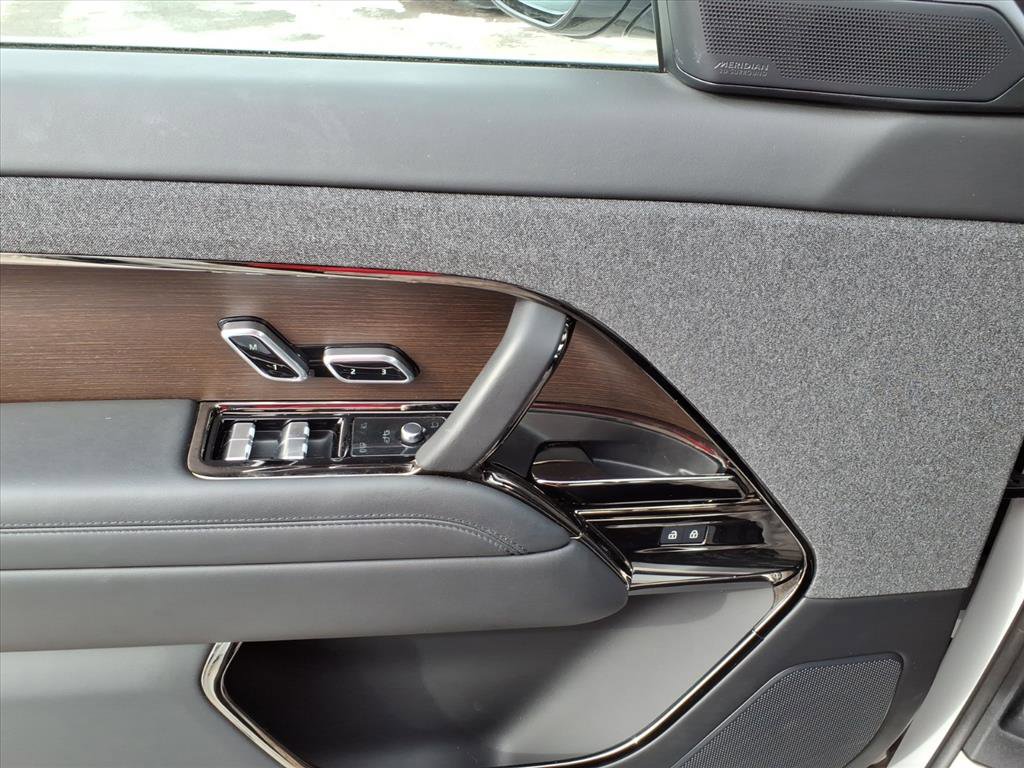 Certified 2024 Land Rover Range Rover Sport Dynamic SE image 14