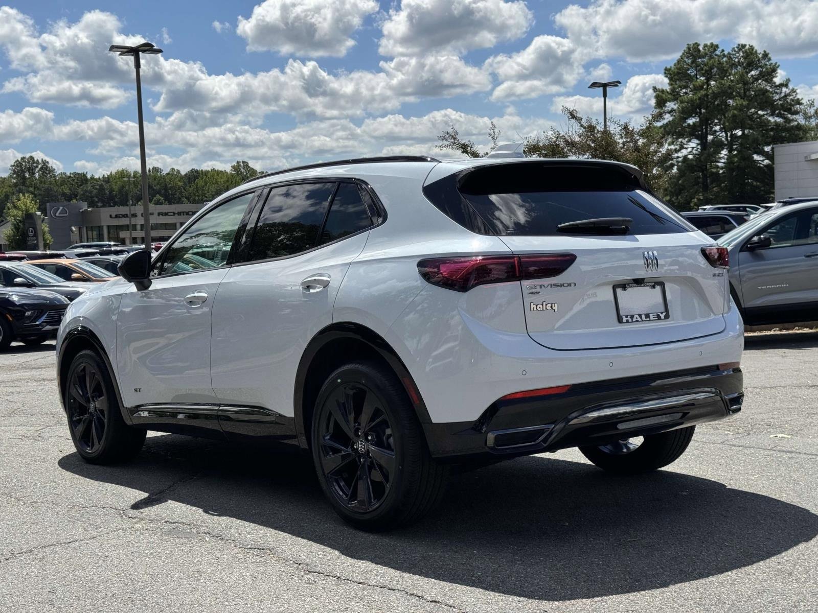 New 2025 Buick Envision Sport Touring image 21