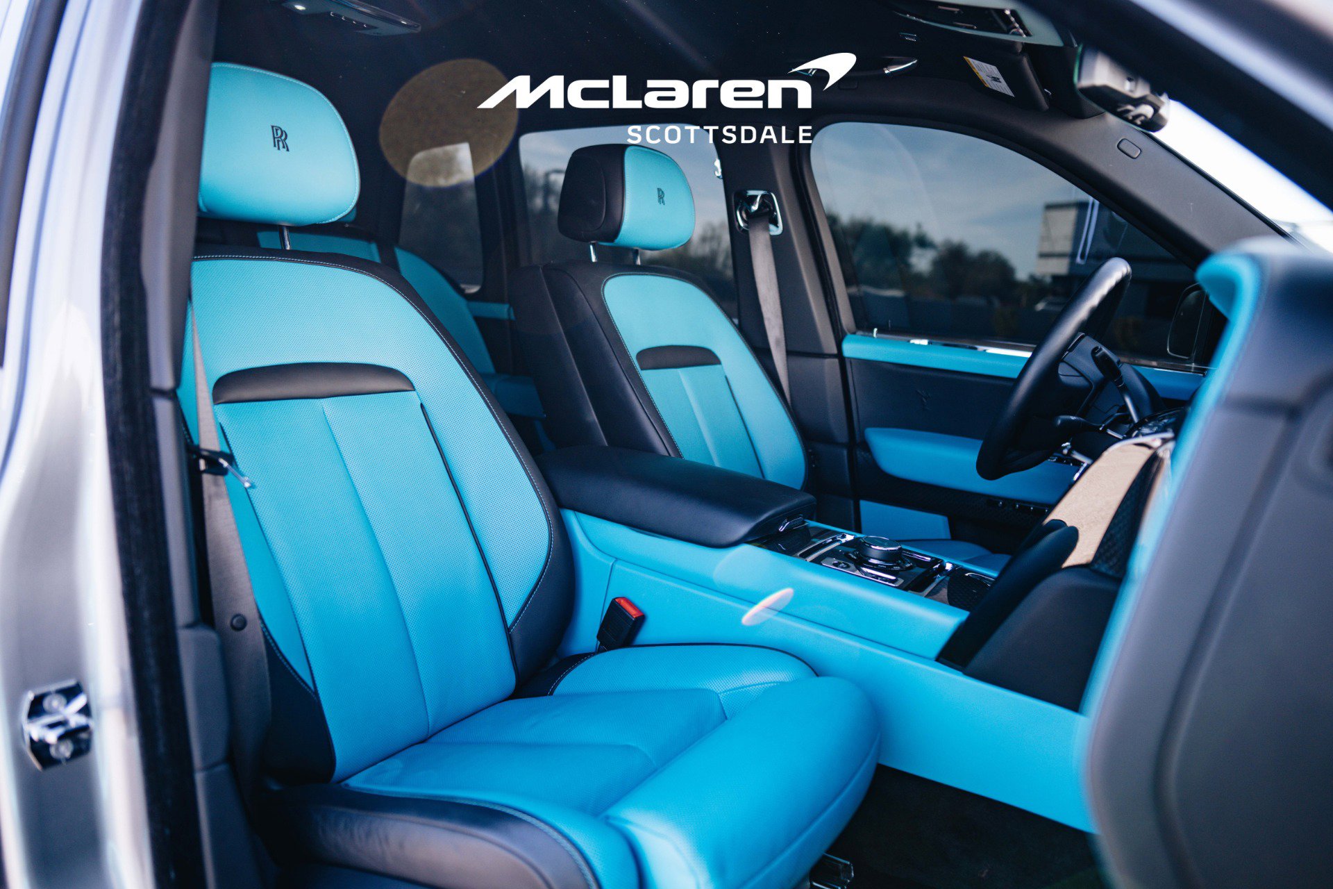 Used 2023 Rolls-Royce Cullinan Black Badge w/ Driver's Package image 24