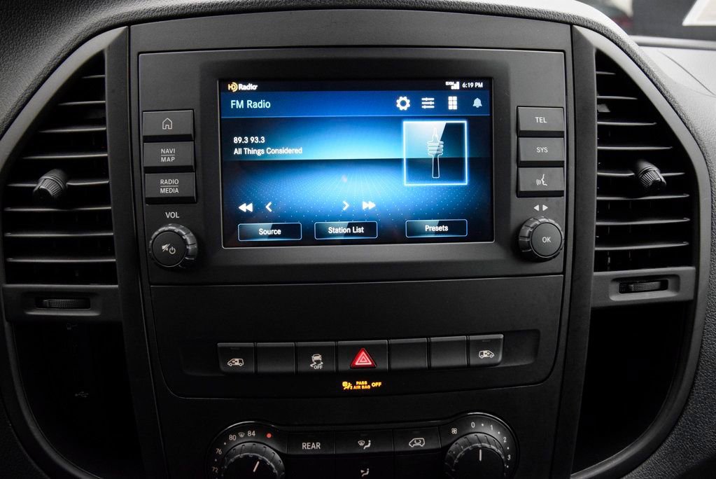 Used 2023 Mercedes-Benz Metris Passenger image 27