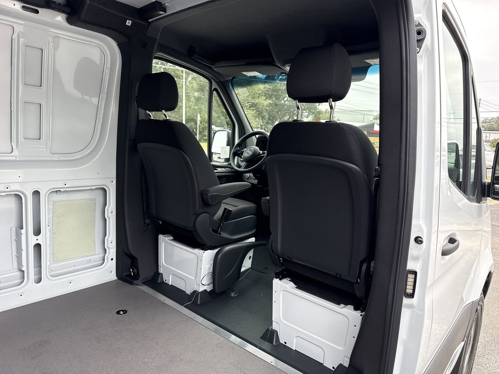 New 2026 Mercedes-Benz Sprinter 2500 image 12