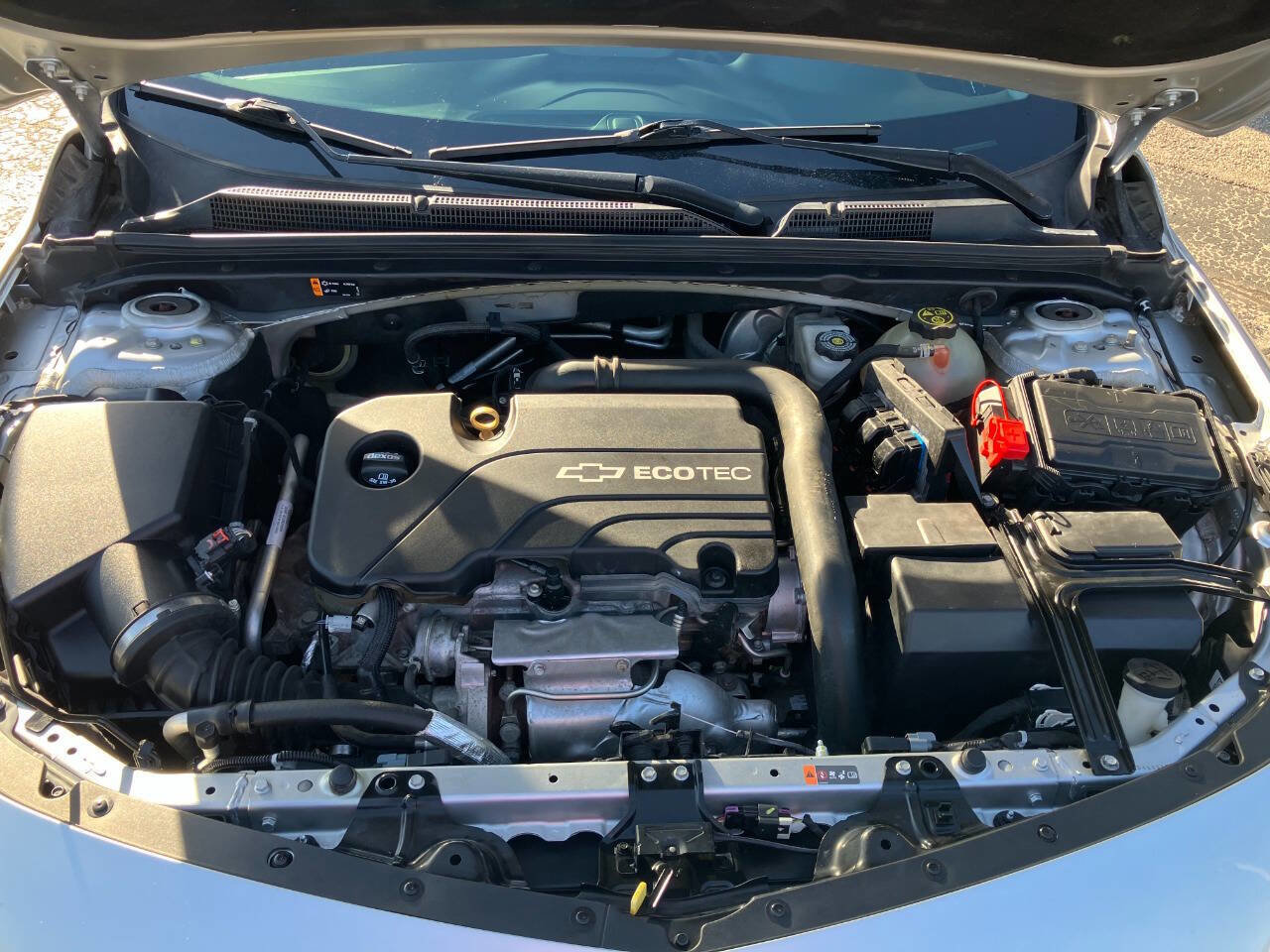 Used 2016 Chevrolet Malibu LT image 23