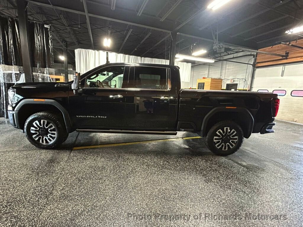 Used 2025 GMC Sierra 2500 Denali Ultimate AWD/4WD image 6