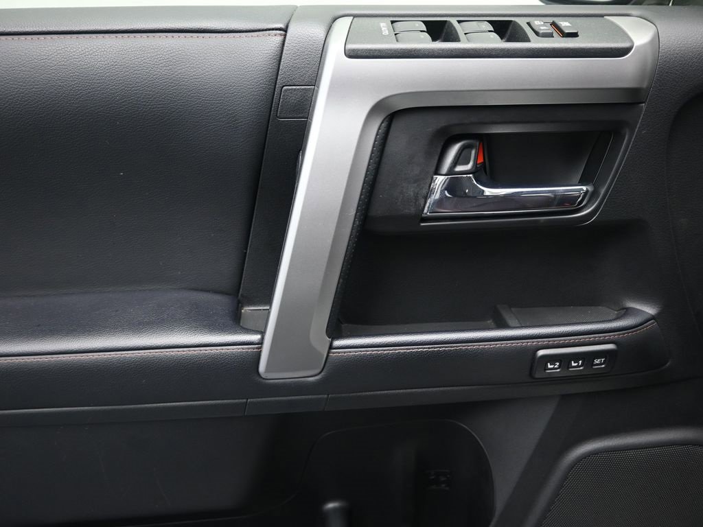 Used 2023 Toyota 4Runner Limited image 22