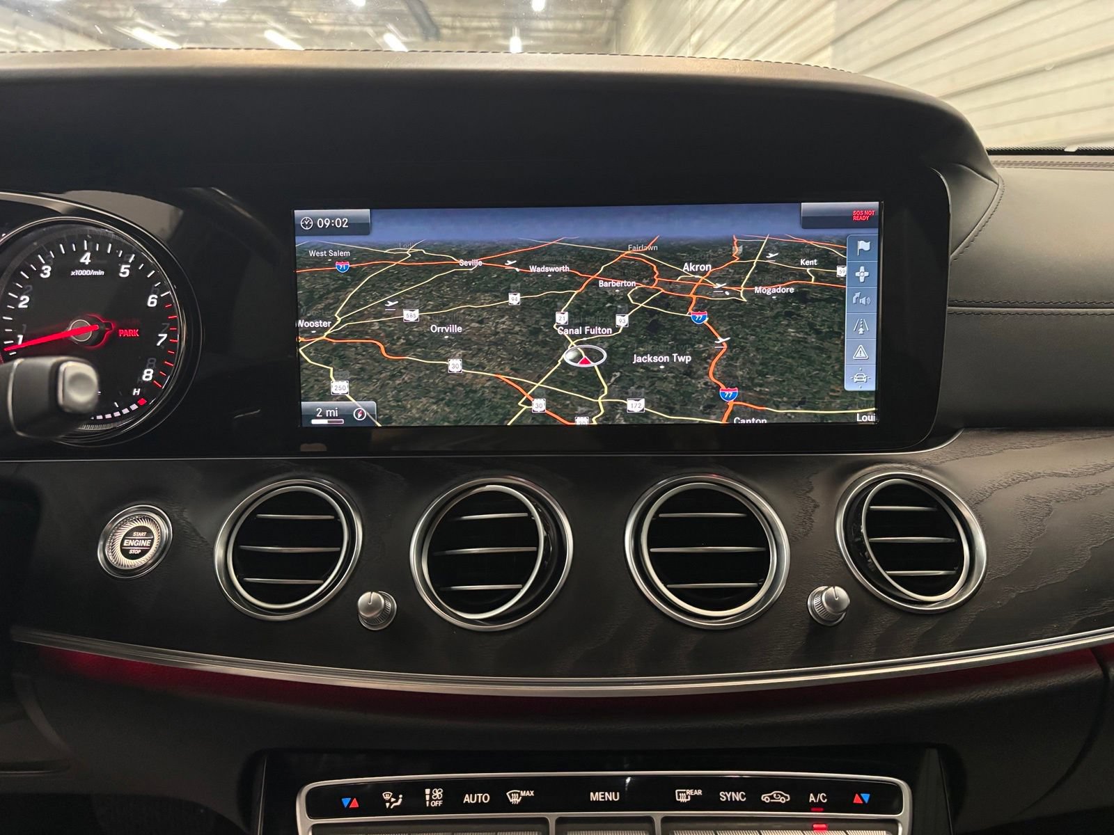 Used 2017 Mercedes-Benz E 300 4MATIC image 18