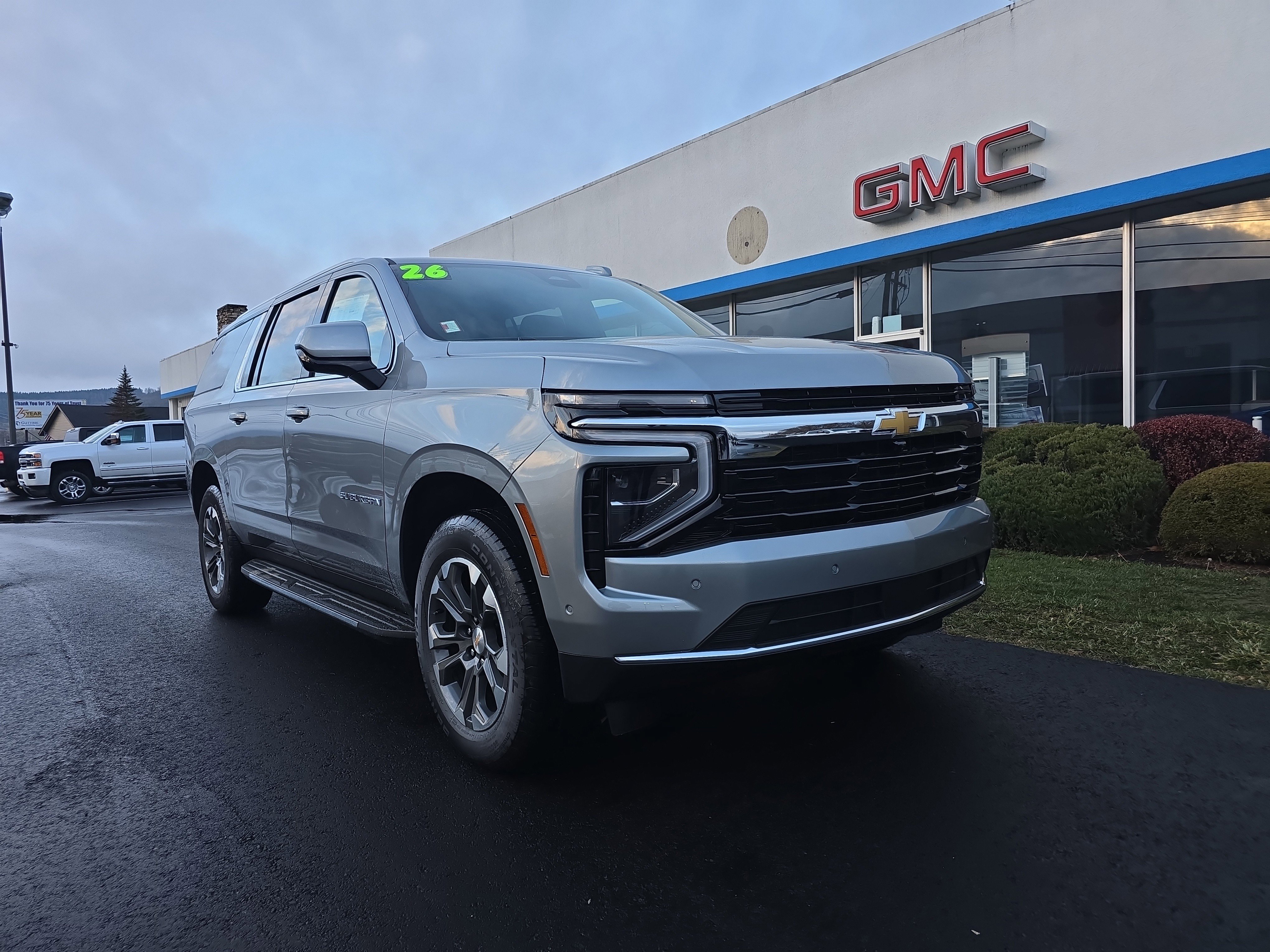 New 2026 Chevrolet Suburban LS image 1