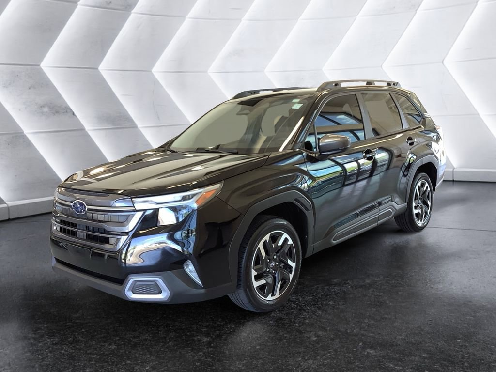 Used 2025 Subaru Forester Limited image 3