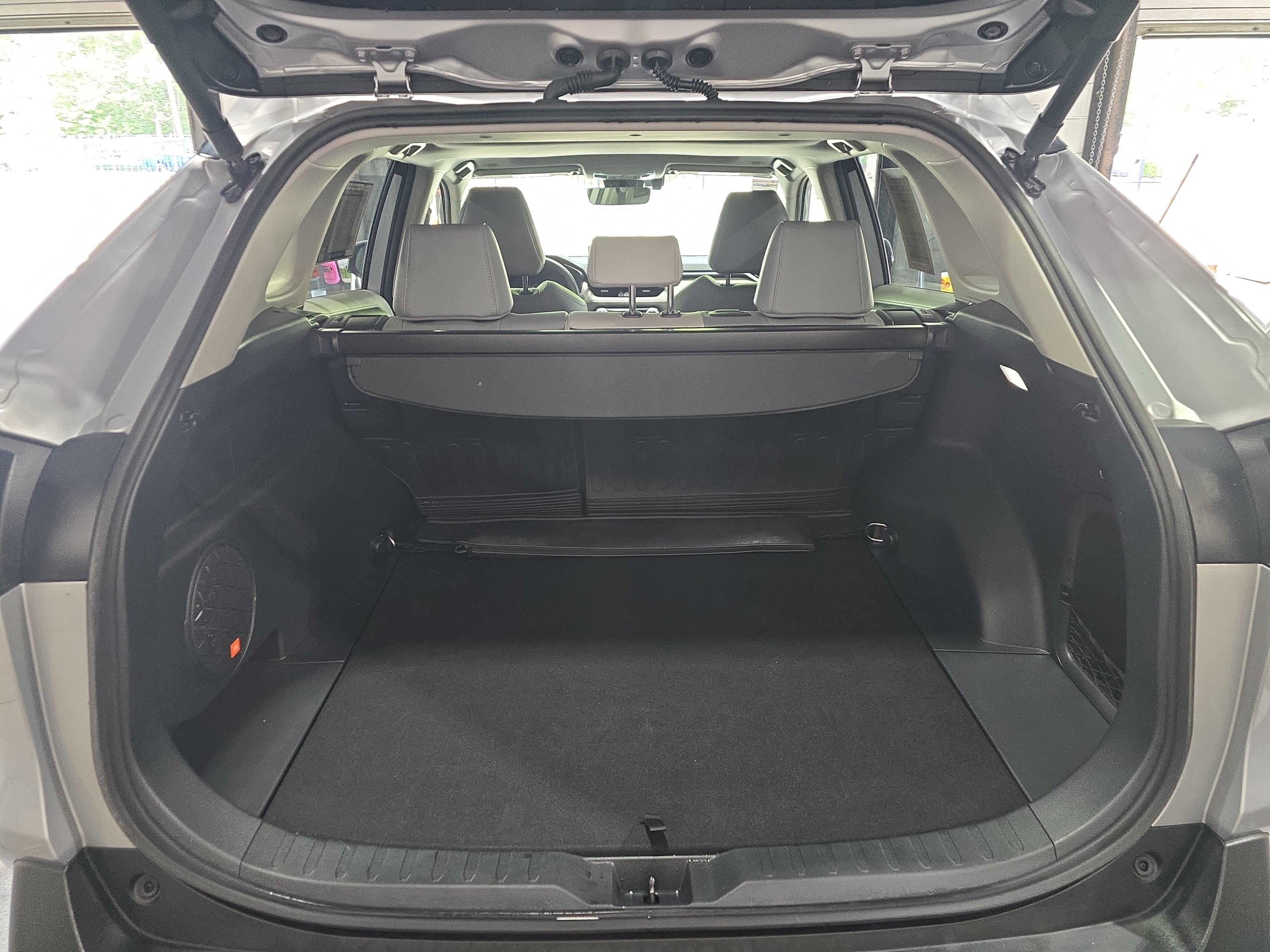 Used 2024 Toyota RAV4 Limited w/ Advanced Technology Package AWD/4WD image 13