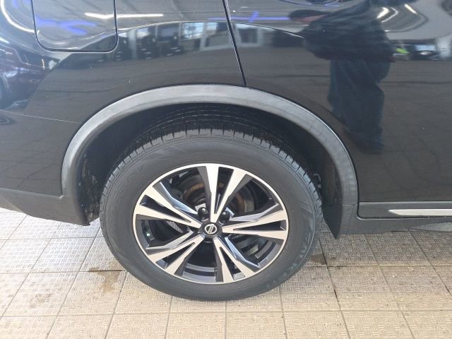 Used 2018 Nissan Rogue SL image 5