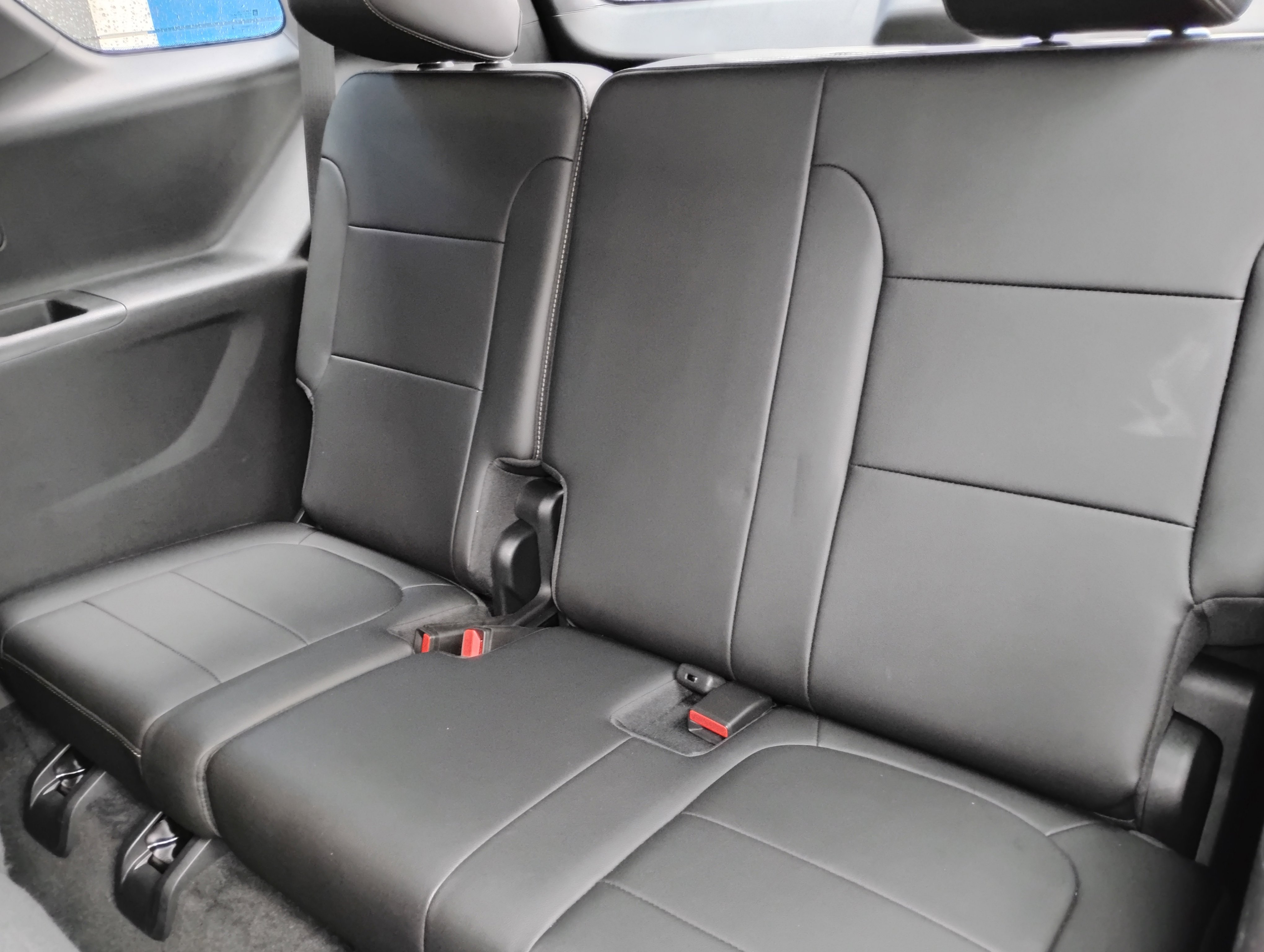 Used 2023 Chevrolet Traverse LT w/ LPO, Floor Liner Package AWD/4WD image 18