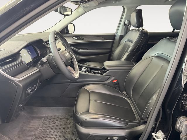 Used 2023 Jeep Grand Cherokee L Limited w/ MOPAR Finishing Package AWD/4WD image 7