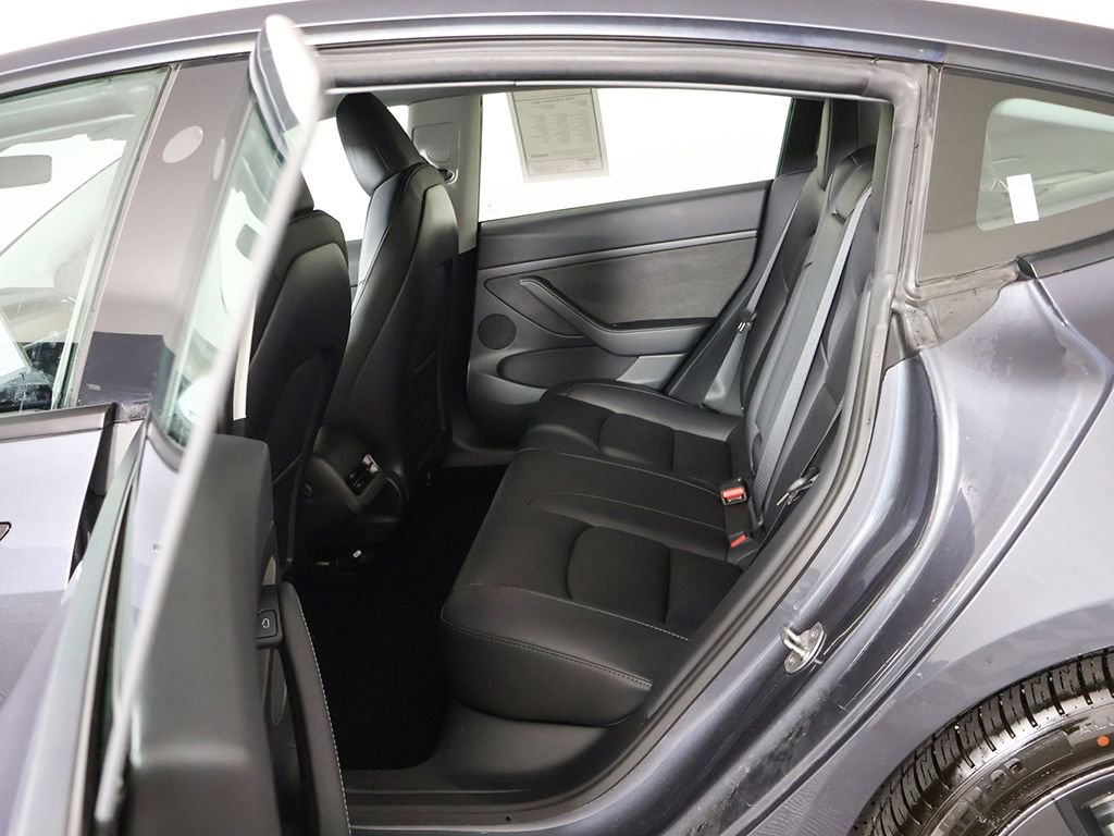 Used 2023 Tesla Model 3 Standard Range RWD image 31