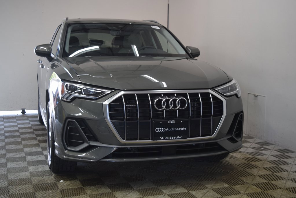 New 2025 Audi Q3 2.0T Premium Plus